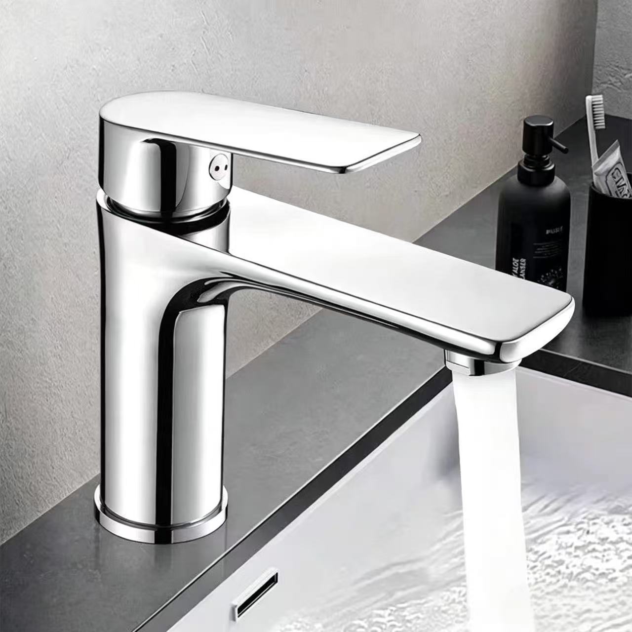 Modern Minimalist Hot & Cold Basin Faucet