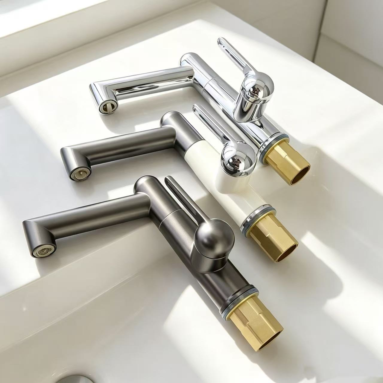 Hot & Cold Dual-Control Rotating Basin Faucet